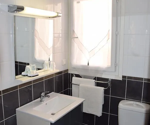 雷格丽朗酒店 酒店 2*