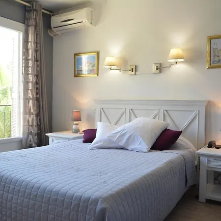 Le Grillon LʼÎle-Rousse